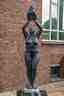 Vrouw met schelp