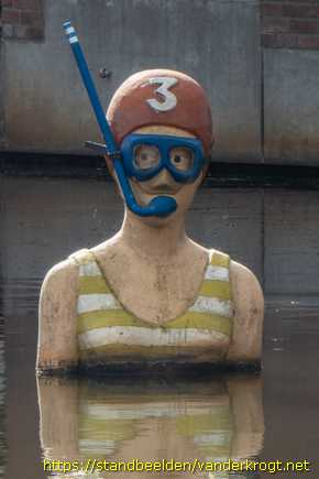 Enschede - De snorkelaar