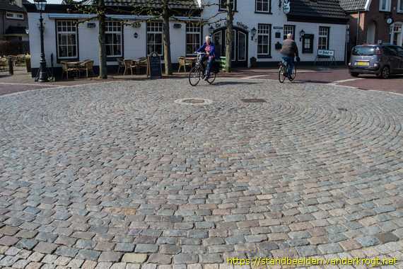 Gramsbergen -  Herinneringstegel Stichting Bevordering Wegenbouw