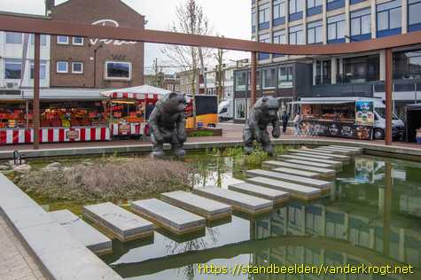 Hengelo -  Badgasten