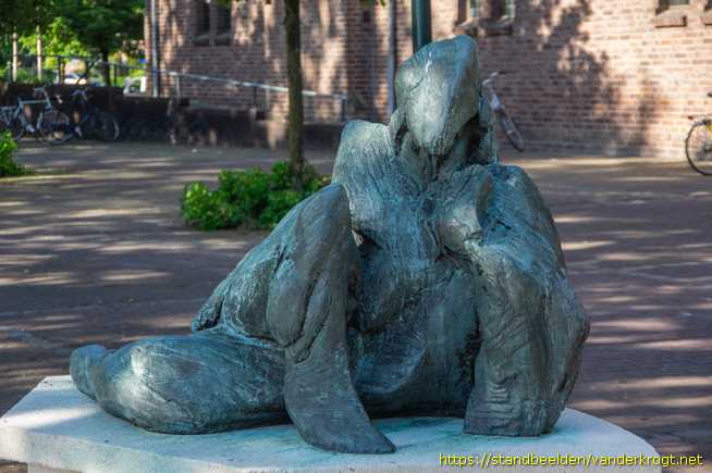 Hengevelde - Oorlog/Vredesmonument