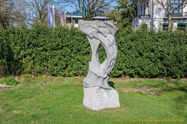 Baarn -  Hommage aan Escher