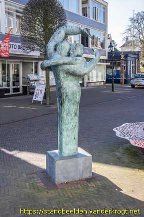 Baarn -  De Omhelzing