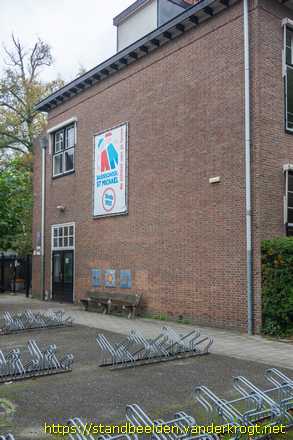De Bilt -  Vogels - zon - eikels
