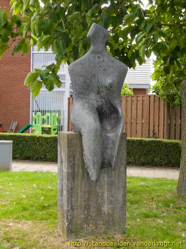 't Goy -  Zittende Vrouw