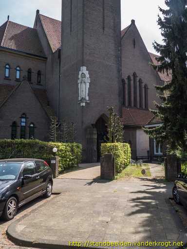 Utrecht -  Heilig Hart (reliëf)