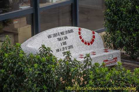 Veenendaal -  Social Sofa 'Gaasbeek's Automaten Service'
