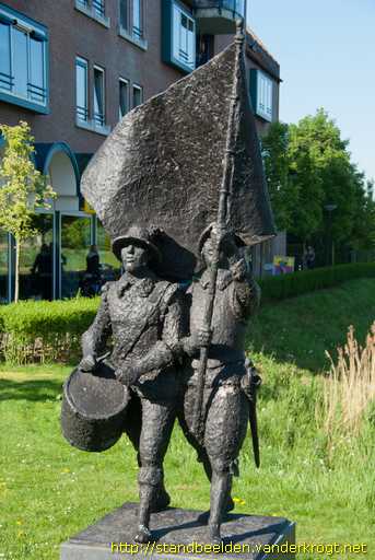 Hulst -  Tamboer en Vaandeldrager