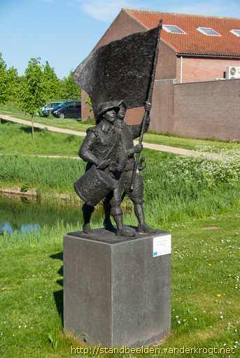 Hulst -  Tamboer en Vaandeldrager