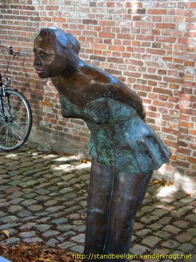 Middelburg -  Kussend meisje 'Sofie'