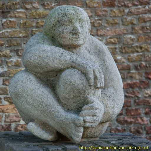 Middelburg -  Zittend vrouwtje