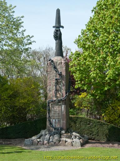 Terneuzen -  Oorlogsmonument