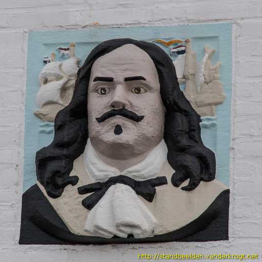 Vlissingen -  Gevelsteen Michiel de Ruyter