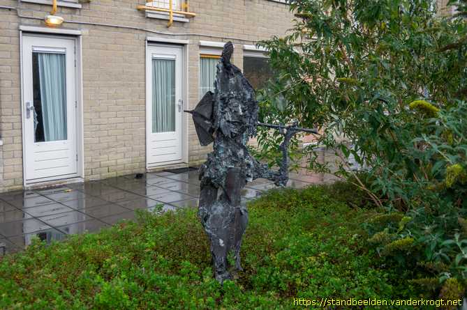 Alblasserdam -  Meisje met de Parasol