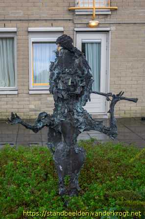 Alblasserdam -  Meisje met de Parasol