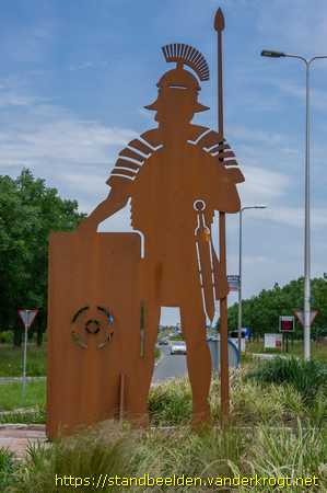 Alphen aan den Rijn -  Legionair Julius Albanianus (kleine uitvoering)