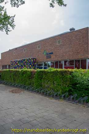 Alphen aan den Rijn -  Reliëfs De Rank