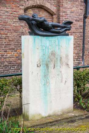 Brielle -  Monument voor de Gevallenen