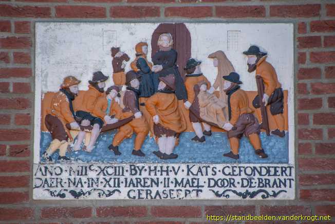 Brielle -  Gevelsteen Het Catharina Gasthuis