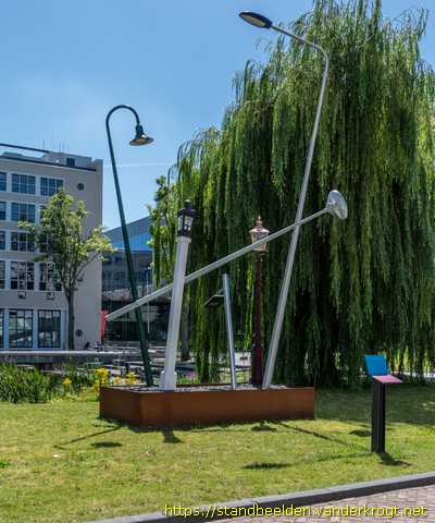 Delft -  Street Light Evolution