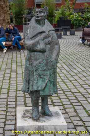 Den Haag -  Adriana - Wereldwijf