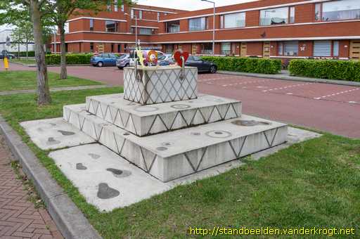 Den Haag -  Entertaining melancholy poodles