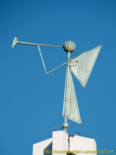 Den Haag -  Engel met bazuin