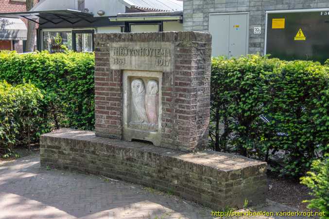 Den Haag -  Gedenkteken Theo van Hoytema