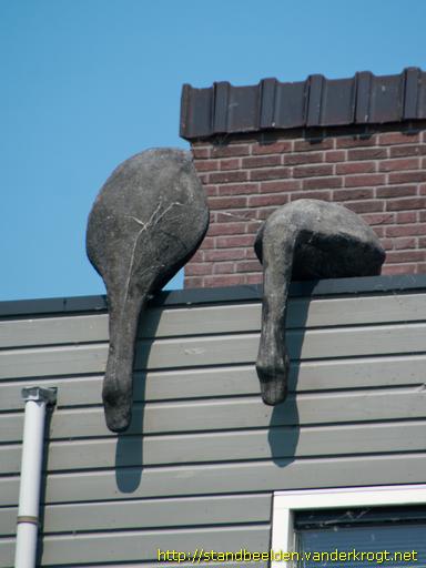 Den Haag -  Kunst aan Huis in Ypenburg: Slappe zwanen