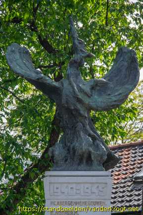 Den Haag -  Bevrijdingsmonument - Feniks