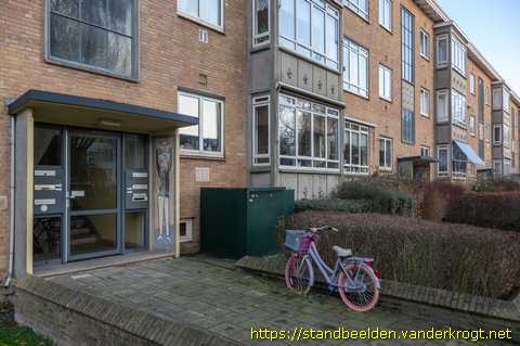 Den Haag -  Portiekdecoratie mozaïek