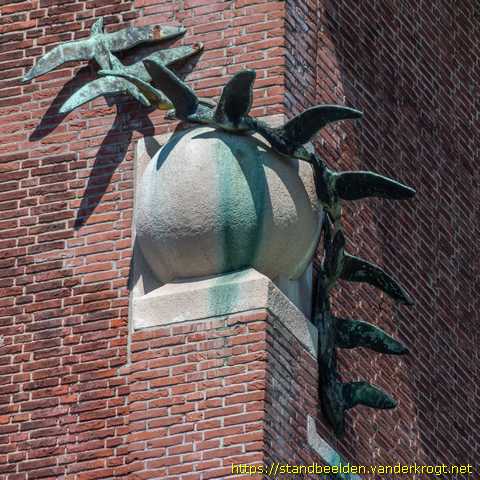 Den Haag - Vogels en wereldbol
