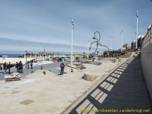 Den Haag -  SprookjesBeelden aan zee