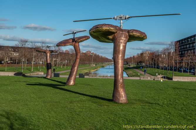 Den Haag -  Ling Zhi Helicopters