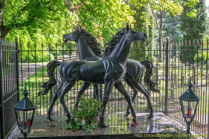 Dordrecht -  De paarden van Harrie Hartogs