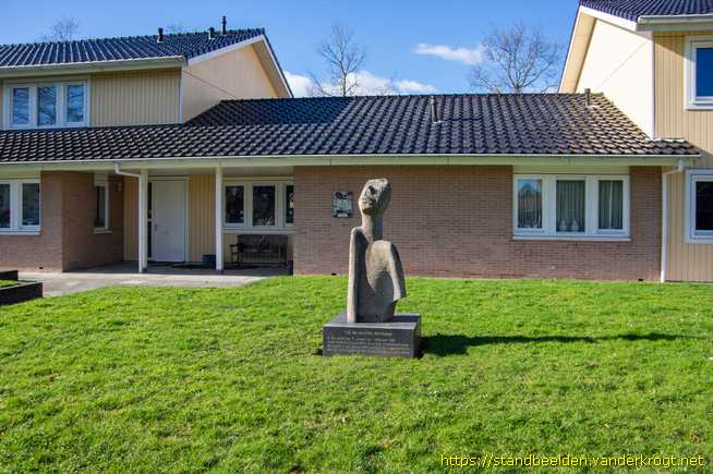 Oude-Tonge -  Uit de modder herrezen