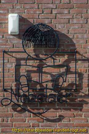 Oude-Tonge -  Lezend kind