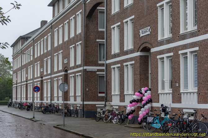 Gorinchem -  Portiekdecoratie