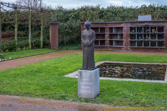 Katwijk aan den Rijn -  De mens hij is als een bloem die bloeit op het veld