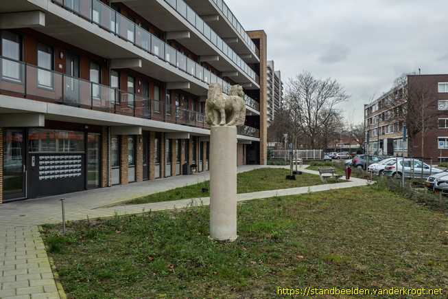 Voorburg -  Twee ponypaardjes