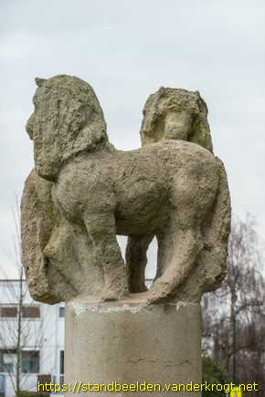 Voorburg -  Twee ponypaardjes