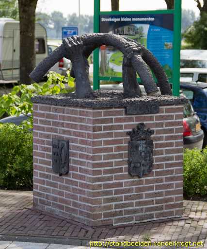Vuilendam -  Riolering monument