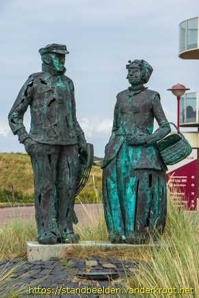 Noordwijk aan Zee -  Visser en vissersvrouw