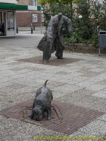 Noordwijk-Binnen -  Man met hond