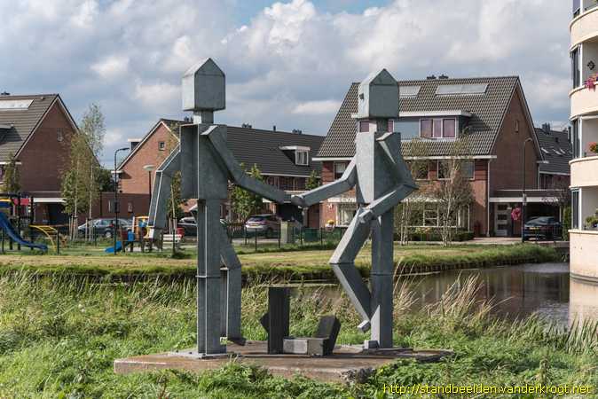 Ouderkerk aan den IJssel -  Twee figuren