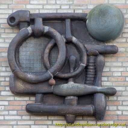 Pijnacker -  Wandsculptuur Gymnastiek