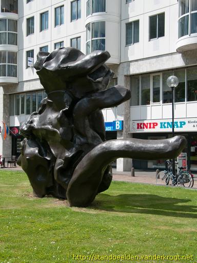 Rotterdam -  Standing figure