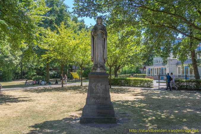 Rotterdam -  Heilig Hartbeeld