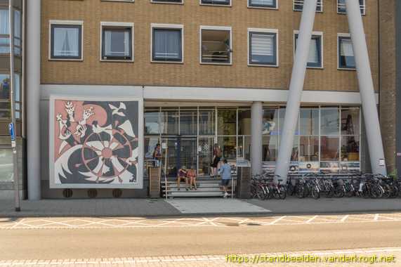 Rotterdam -  Zeeman aan stuurrad