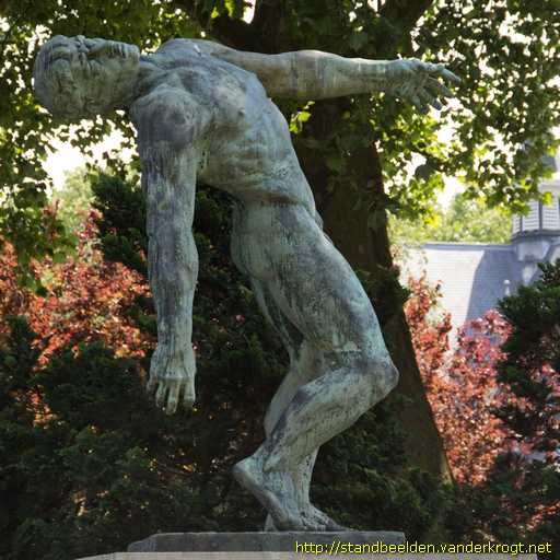 Rotterdam -  Monument 'De Vallende Man'